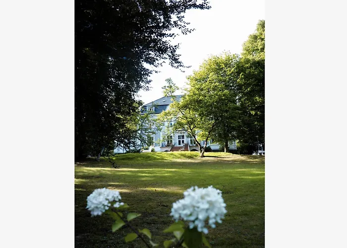 Villa Schoeneck
